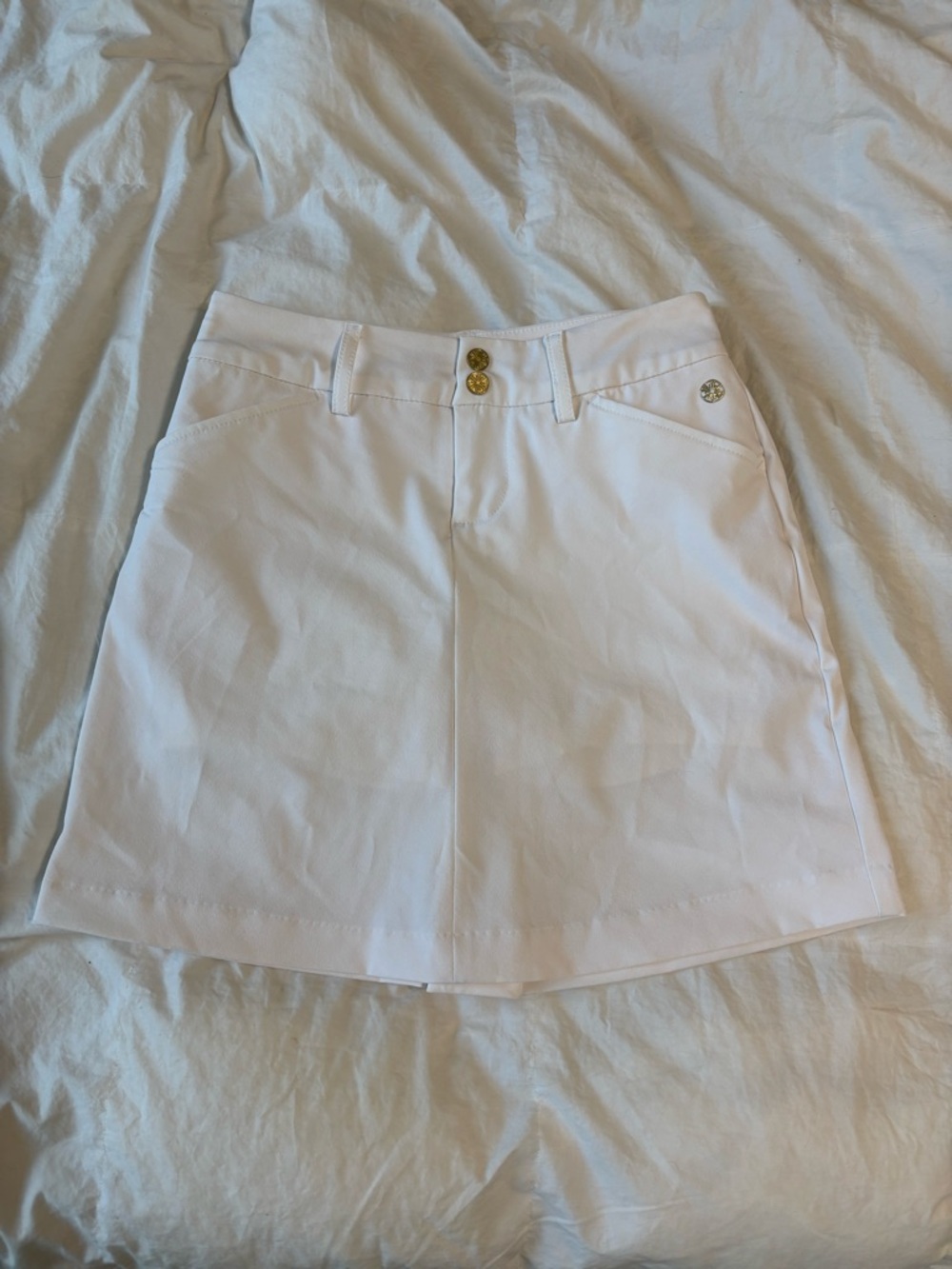 Lilly Pulitzer White Athletic Skort with Gold Logo Luxletic Tennis